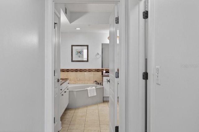 200 OCEAN CREST DRIVE 517, Palm Coast, FL 32137