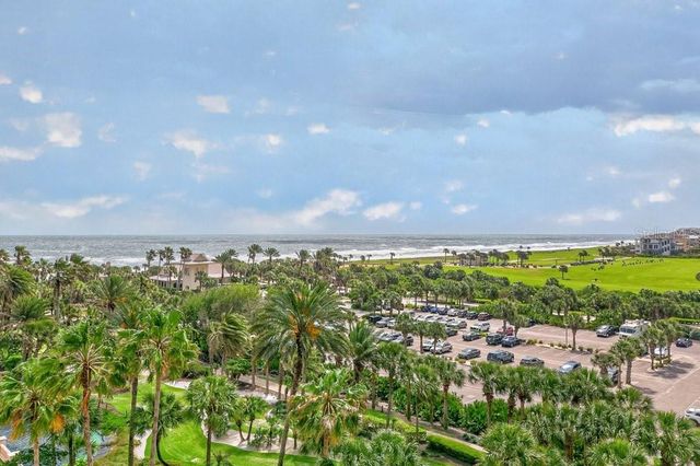 200 OCEAN CREST DRIVE 517, Palm Coast, FL 32137