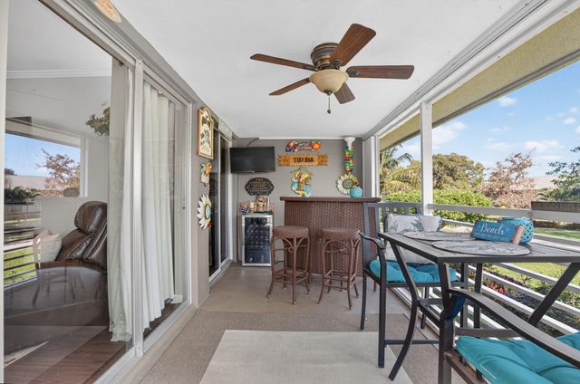 6 Garden Street 201p, Tequesta, FL 33469