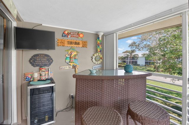 6 Garden Street 201p, Tequesta, FL 33469