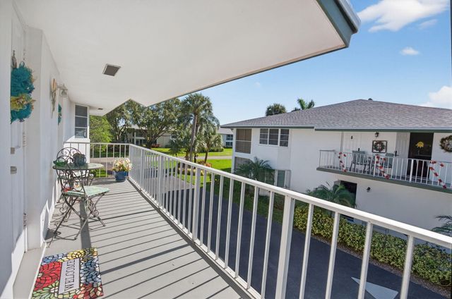 6 Garden Street 201p, Tequesta, FL 33469