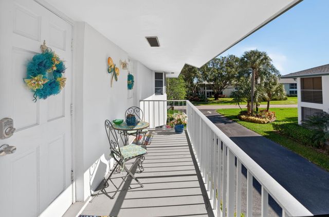 6 Garden Street 201p, Tequesta, FL 33469