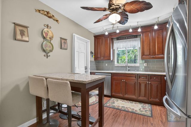 6 Garden Street 201p, Tequesta, FL 33469