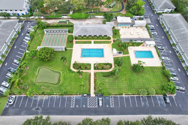 6 Garden Street 201p, Tequesta, FL 33469