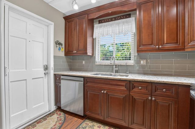 6 Garden Street 201p, Tequesta, FL 33469