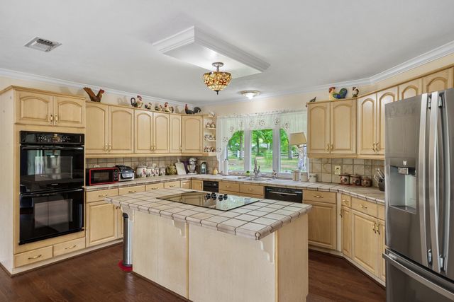 584 VZ County Road 4125, Canton, TX 75103