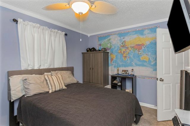 3094 HILLSDALE AVENUE, Largo, FL 33774