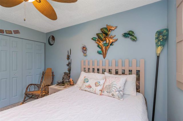 3094 HILLSDALE AVENUE, Largo, FL 33774