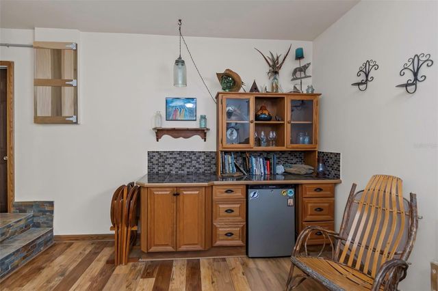 3094 HILLSDALE AVENUE, Largo, FL 33774