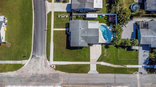 3094 HILLSDALE AVENUE, Largo, FL 33774