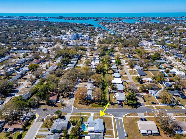 3094 HILLSDALE AVENUE, Largo, FL 33774