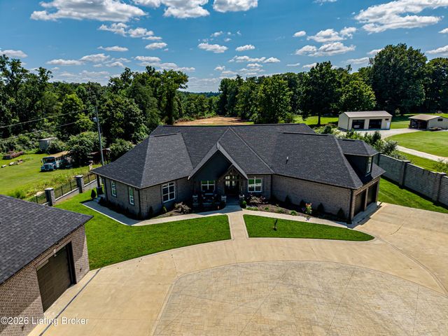 2696 Armstrong Ln, Mt Washington, KY 40047