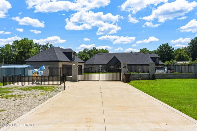 2696 Armstrong Ln, Mt Washington, KY 40047