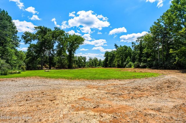 2696 Armstrong Ln, Mt Washington, KY 40047