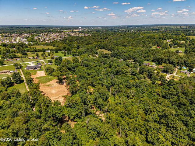 2696 Armstrong Ln, Mt Washington, KY 40047