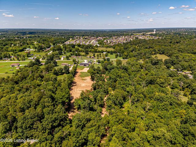2696 Armstrong Ln, Mt Washington, KY 40047