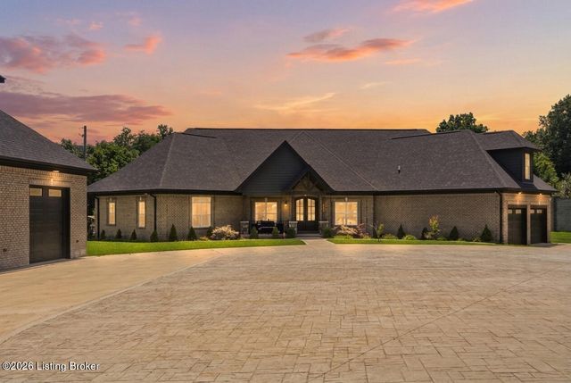 2696 Armstrong Ln, Mt Washington, KY 40047