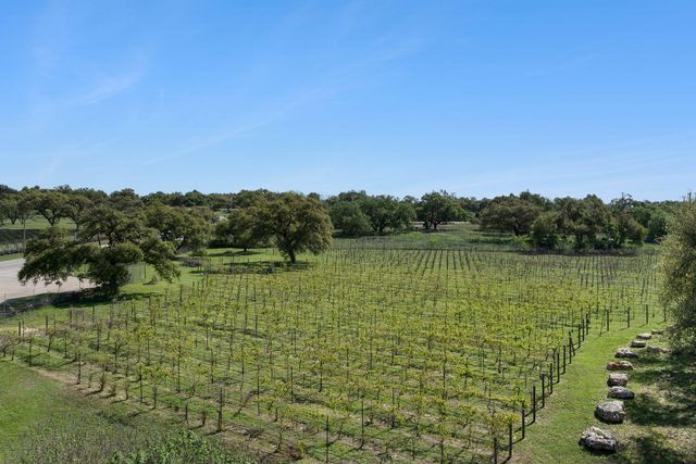 18059 FM 1826 RD, Driftwood, TX 78619