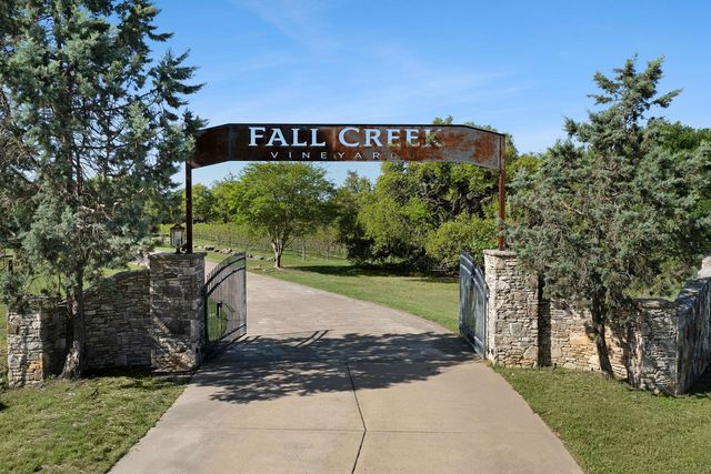 18059 FM 1826 RD, Driftwood, TX 78619