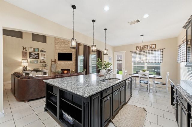 1328 Elkins Hollow Lane, League City, TX 77573
