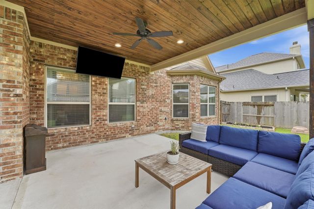 1328 Elkins Hollow Lane, League City, TX 77573