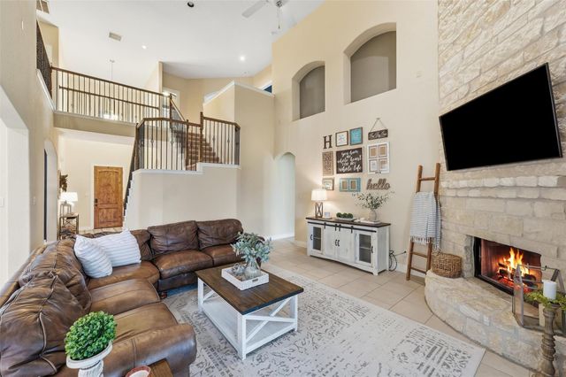 1328 Elkins Hollow Lane, League City, TX 77573
