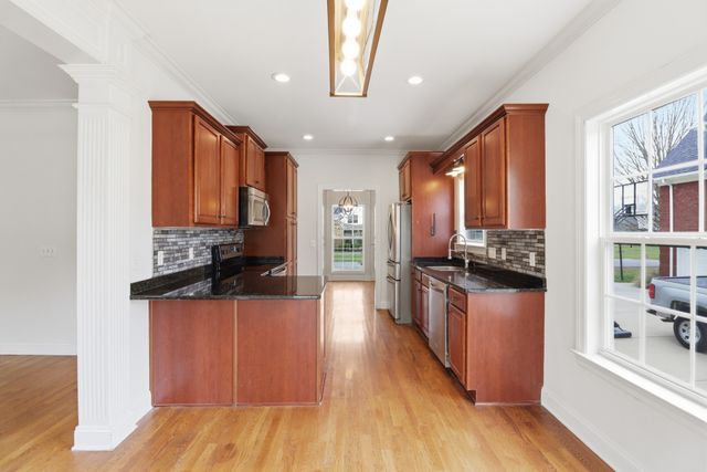 2305 Scout Dr, Rockvale, TN 37153