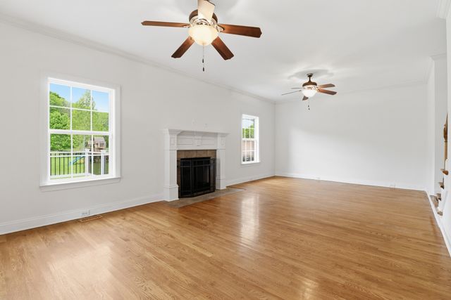 2305 Scout Dr, Rockvale, TN 37153