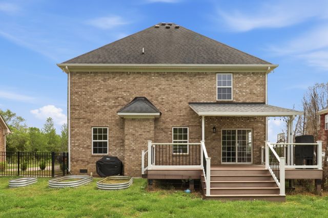 2305 Scout Dr, Rockvale, TN 37153