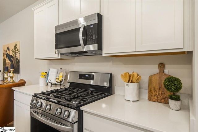 2041 Hillman Way, Roebuck, SC 29376