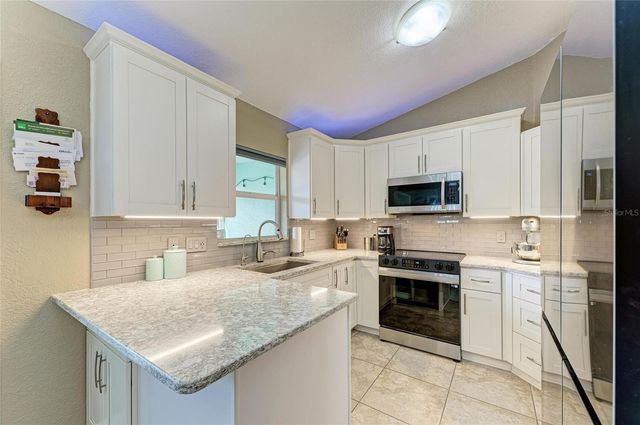 6199 MAYO AVENUE, North Port, FL 34291