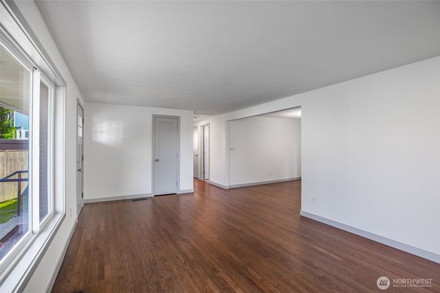 4602 SW Cloverdale Street, Seattle, WA 98136