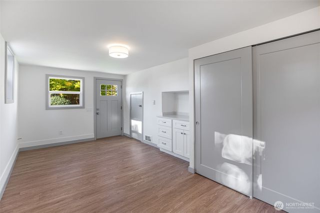 4602 SW Cloverdale Street, Seattle, WA 98136