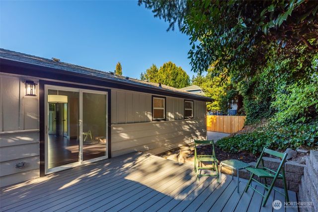 4602 SW Cloverdale Street, Seattle, WA 98136
