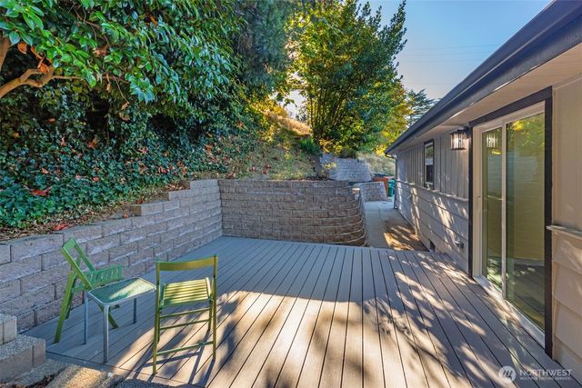 4602 SW Cloverdale Street, Seattle, WA 98136