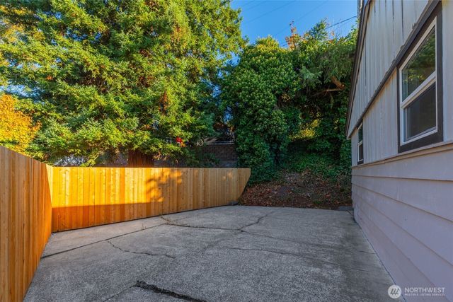 4602 SW Cloverdale Street, Seattle, WA 98136