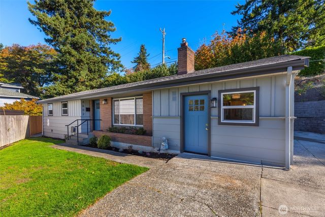 4602 SW Cloverdale Street, Seattle, WA 98136
