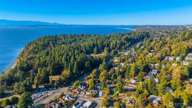 4602 SW Cloverdale Street, Seattle, WA 98136