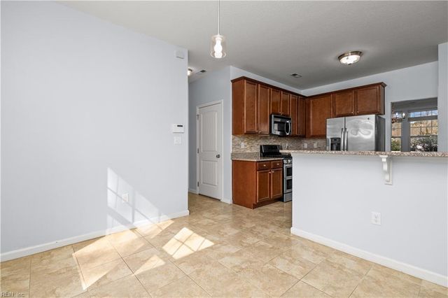 4704 Wood Stork DR, Chesapeake, VA 23321