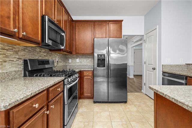 4704 Wood Stork DR, Chesapeake, VA 23321