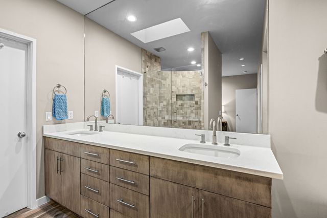 3352 Miro Place, Dallas, TX 75204