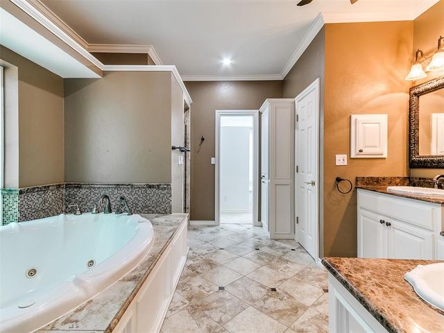 1851 Silver Oaks Drive, Edmond, OK 73025
