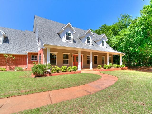 1851 Silver Oaks Drive, Edmond, OK 73025