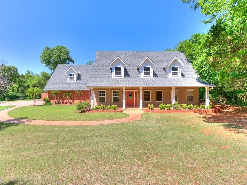 1851 Silver Oaks Drive, Edmond, OK 73025