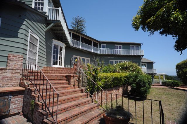 389 Moore Road, Woodside, CA 94062