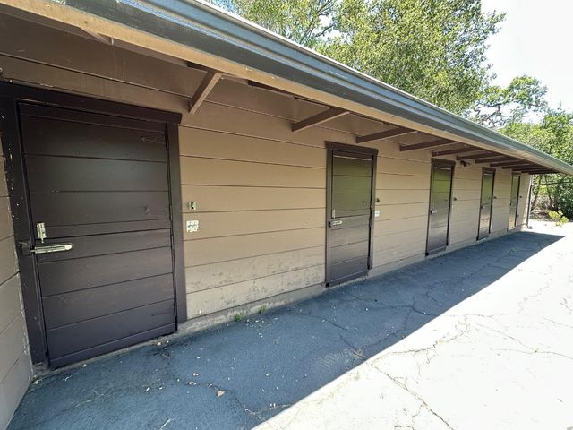 389 Moore Road, Woodside, CA 94062