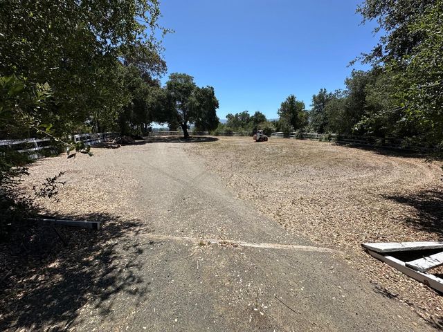 389 Moore Road, Woodside, CA 94062