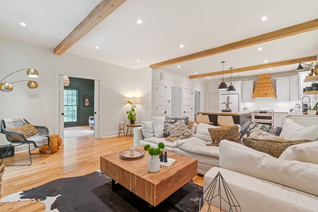 3945 New Highway 96, W, Franklin, TN 37064