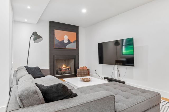 3945 New Highway 96, W, Franklin, TN 37064