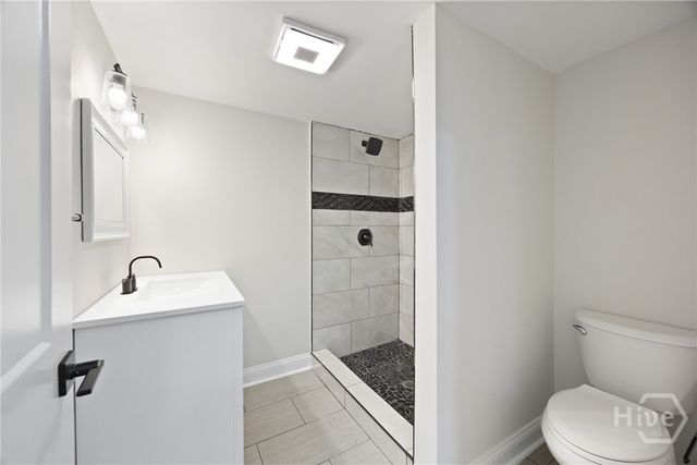 2010 Palmetto Avenue, Savannah, GA 31405
